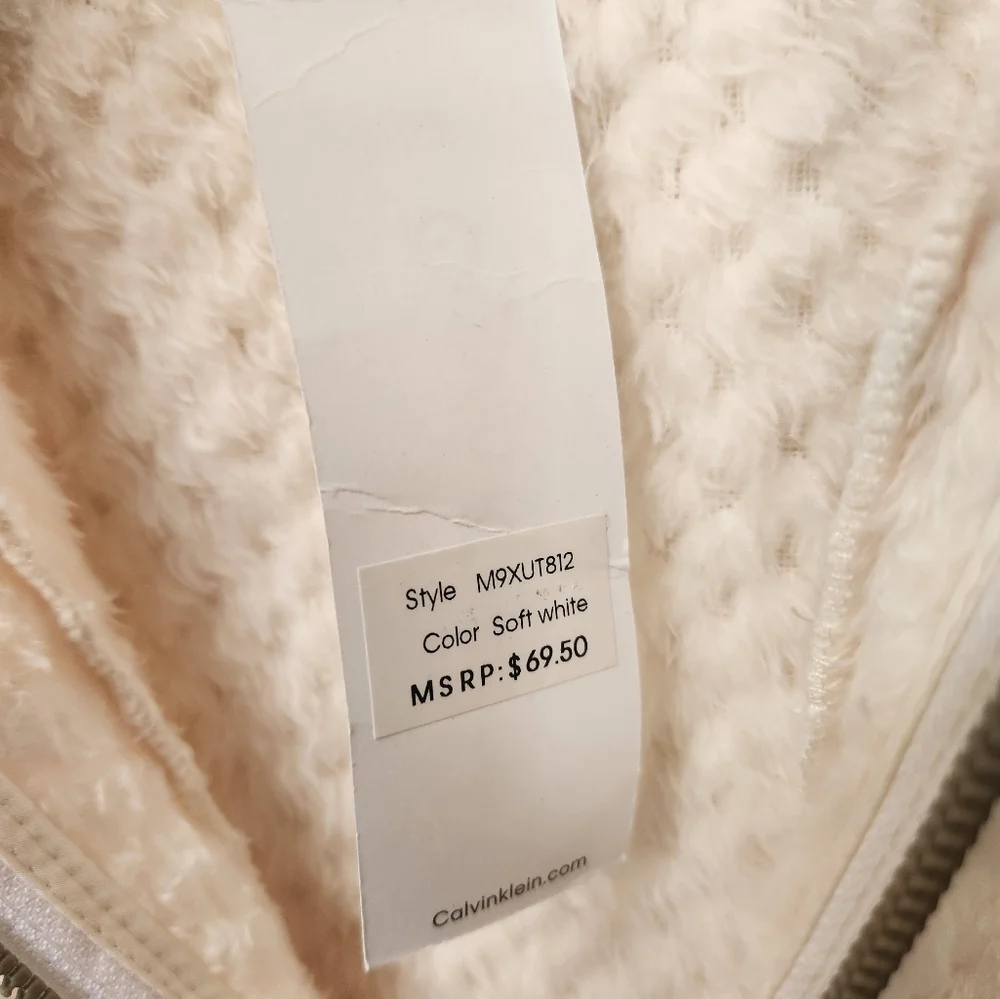 NWT Calvin Klein Vest - Picture 7 of 7